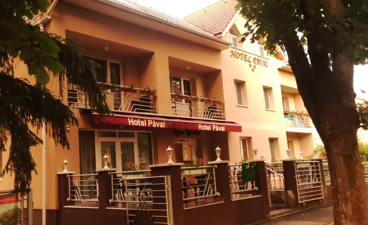 Hotel Pavai Hajdúszoboszló المظهر الخارجي الصورة