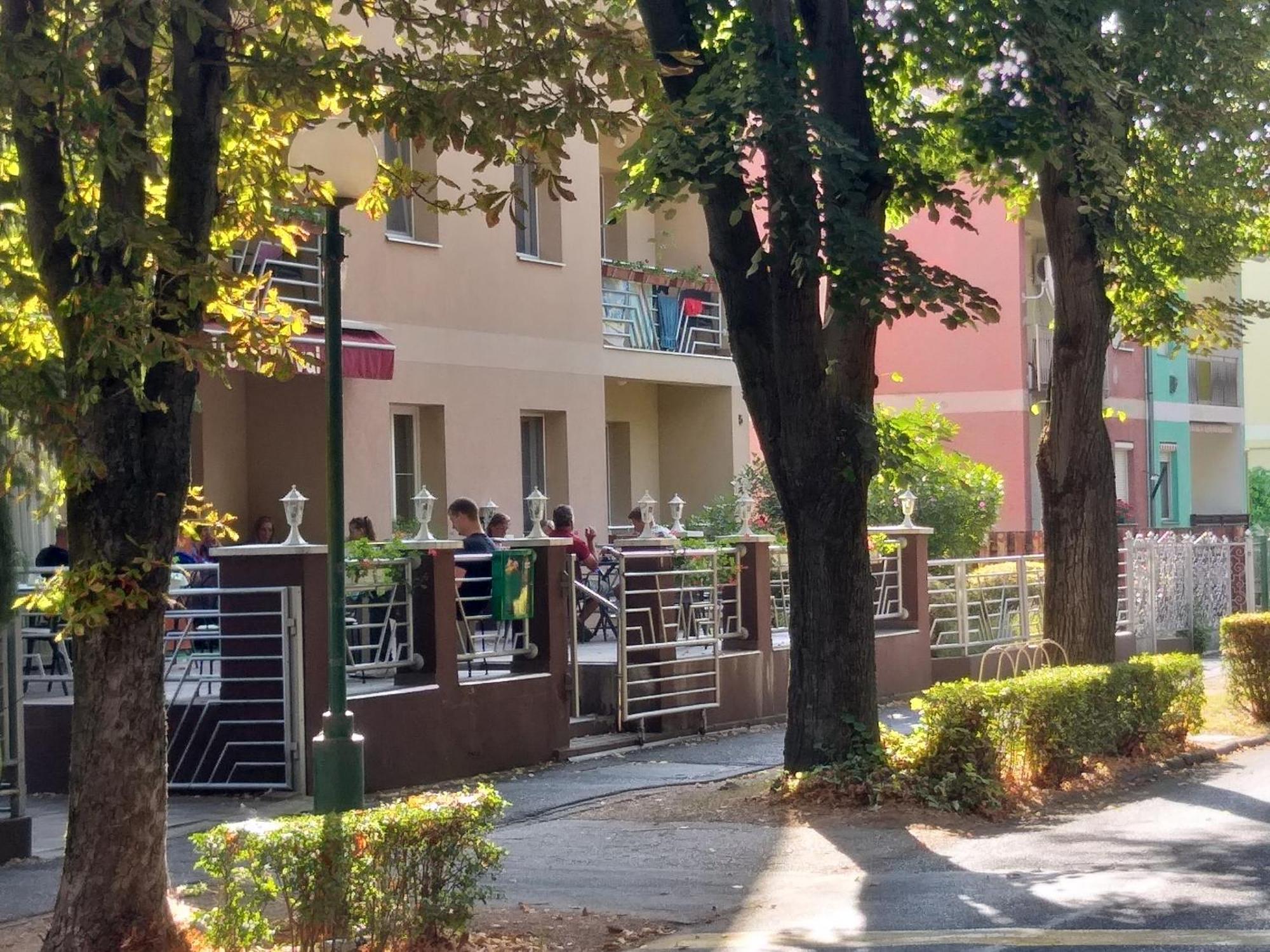 Hotel Pavai Hajdúszoboszló المظهر الخارجي الصورة