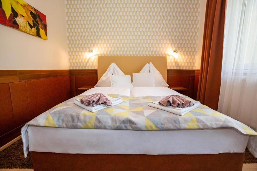 Hotel Pavai Hajdúszoboszló المظهر الخارجي الصورة
