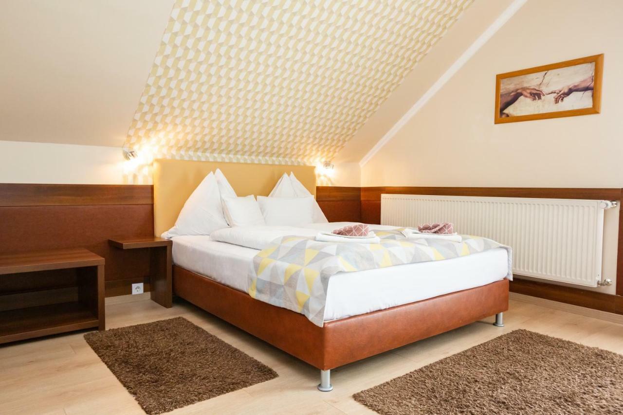 Hotel Pavai Hajdúszoboszló المظهر الخارجي الصورة