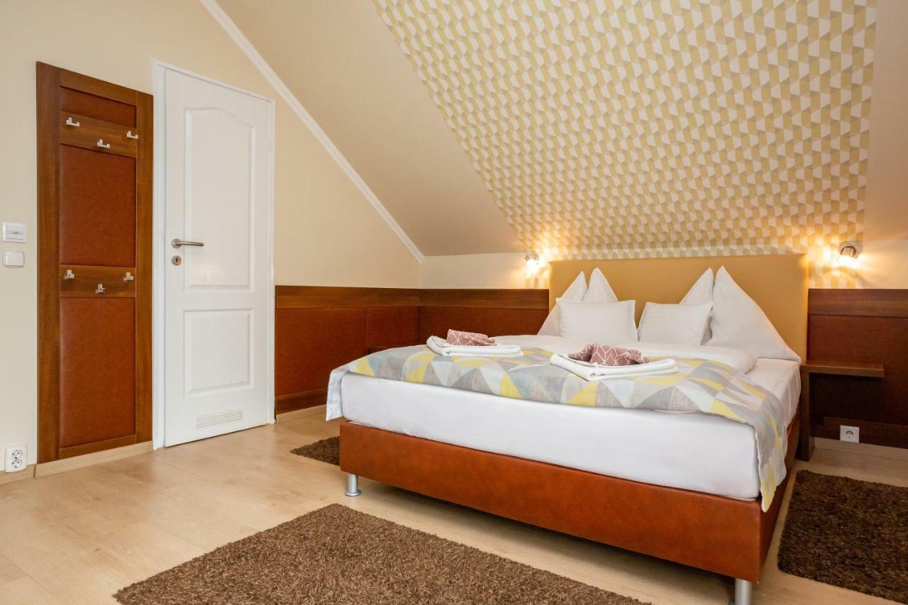 Hotel Pavai Hajdúszoboszló المظهر الخارجي الصورة